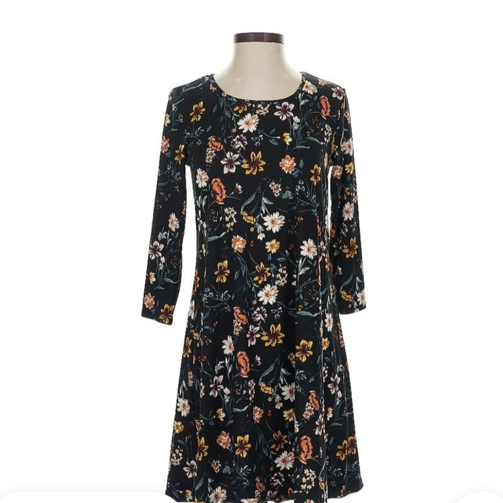 Nine Britton Orange and Cream A-line Dress Casual 3/4 Sleeve